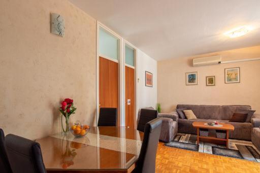 Boka Apartment Salona Kültér fotó